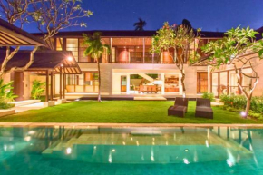 Neada 4 BR Grand Pool Villa JU68